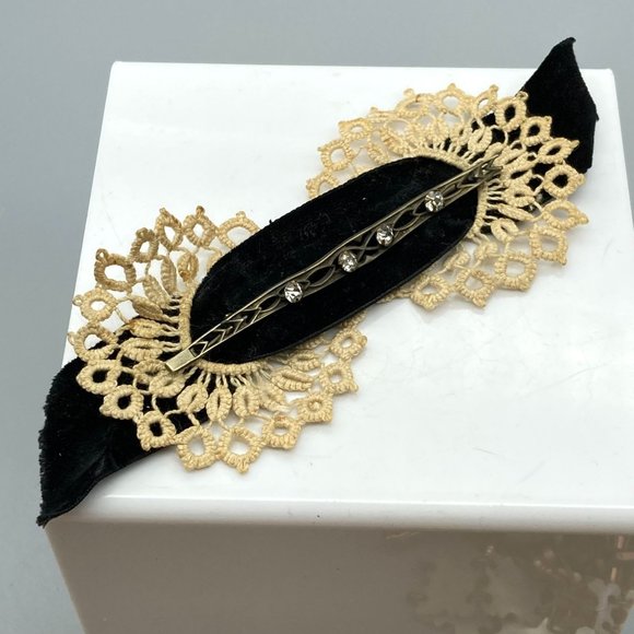 Victorian Mourning Bar Brooch with Velvet Ribbon and Lace, Long Crystal Lapel - Picture 1 of 5